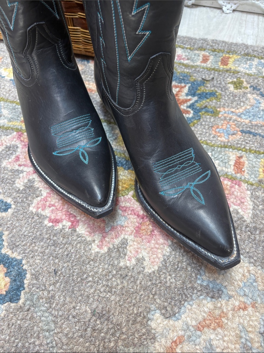 👻sold👻Wells Fargo Leather Cowboy Boots with Turquoise Stitching - Picture 2 of 10